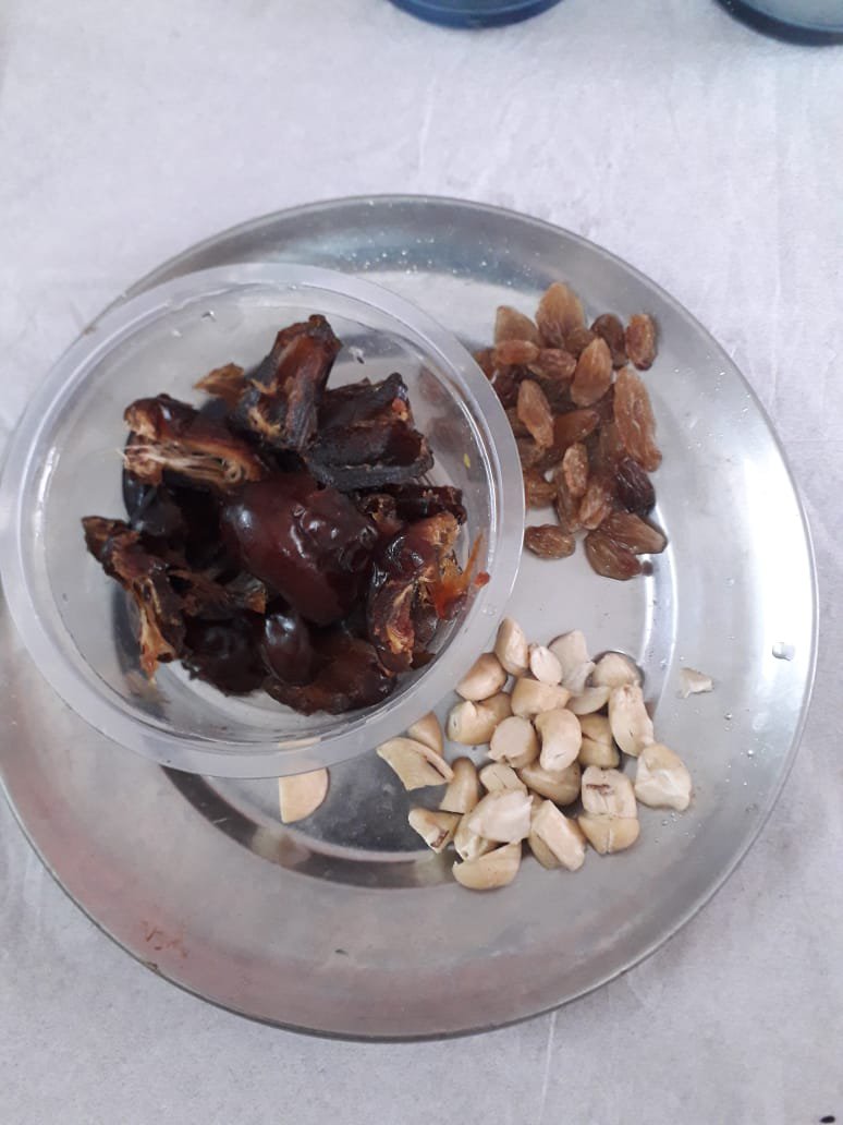 a plate of dryfruits