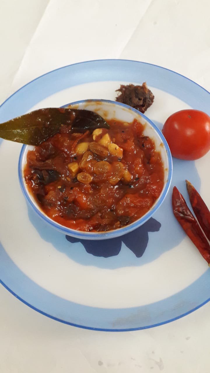 Sweet Tangy Tomato Chutney
