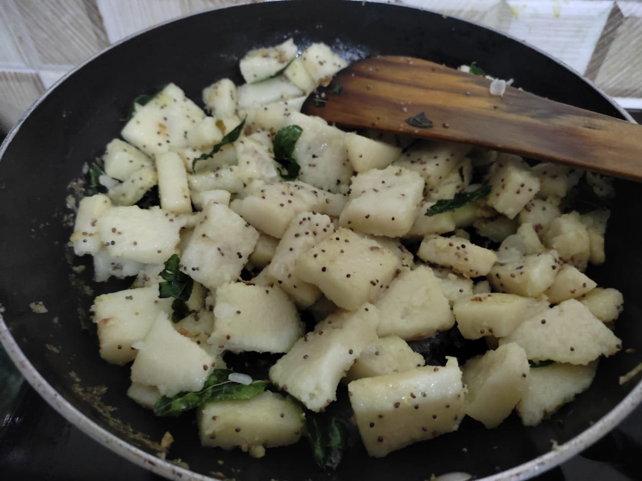delicious fried idli