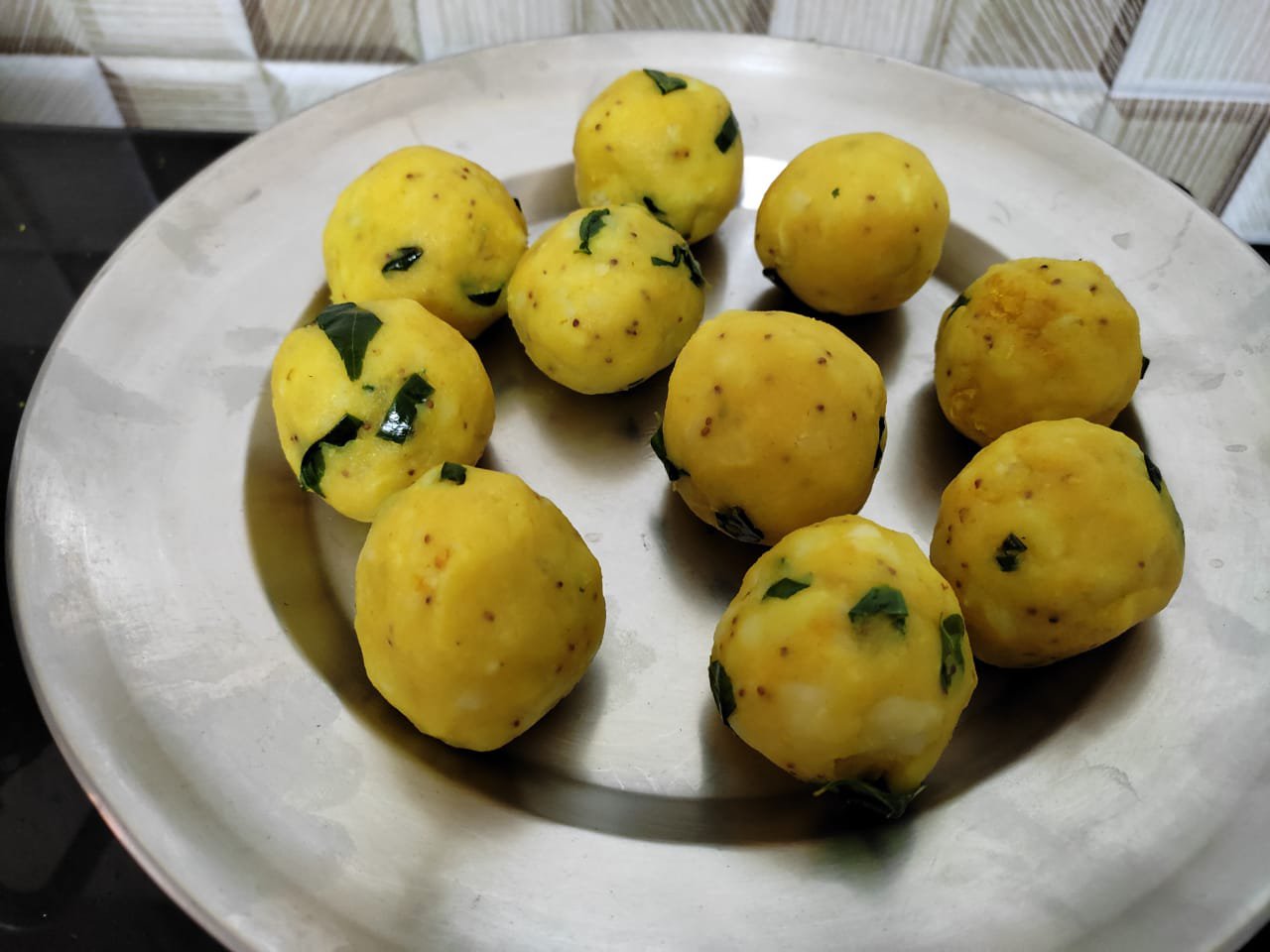 patties for vada pav